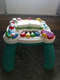 leapfrog standing table